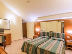 Floridia Hotel - photo 8