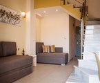 Kaly Bay Luxury Studios & Apartments: Maisonette