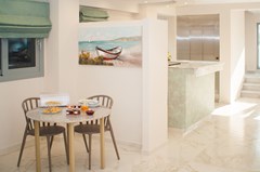 Kaly Bay Luxury Studios & Apartments - photo 8