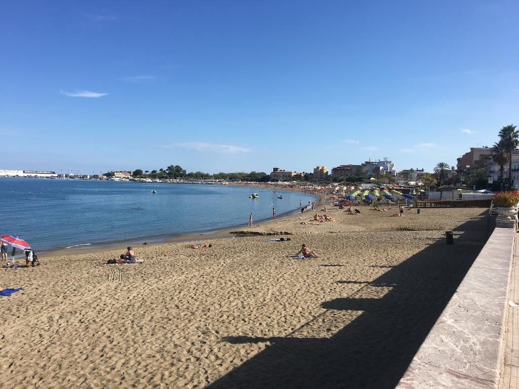 Baia Di Naxos Aparthotel