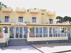 Porto Azzurro Hotel - photo 1