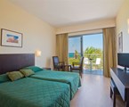 Natura Beach Hotel & Villas