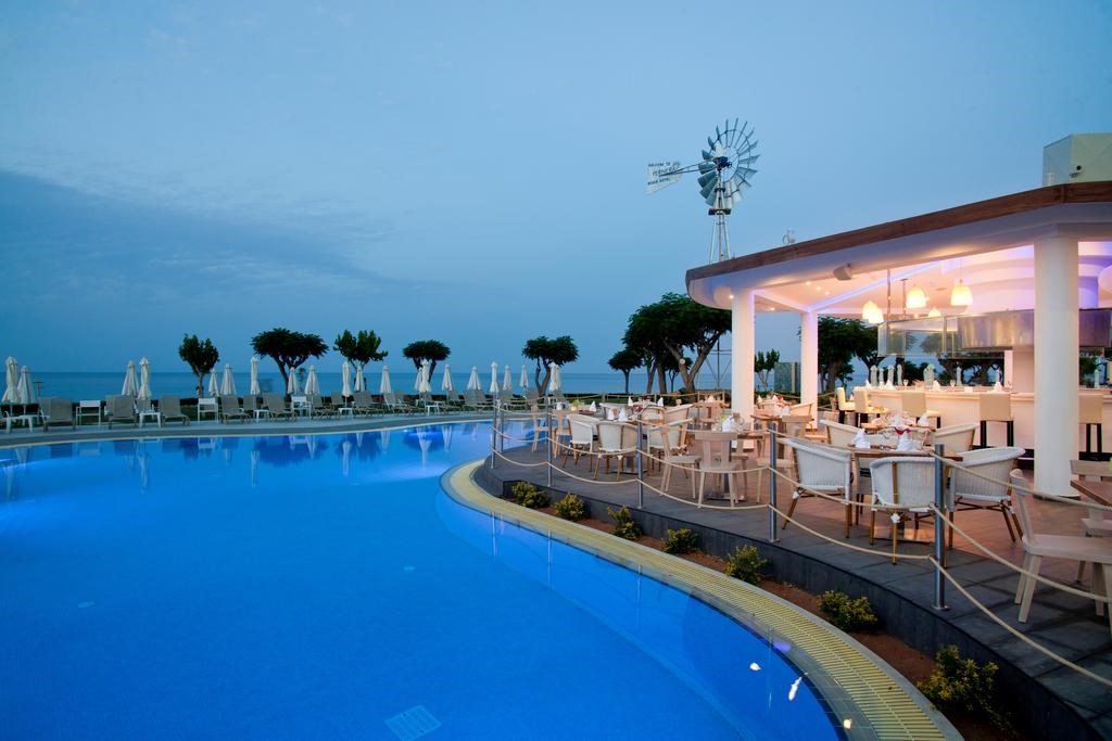 Pernera Beach Hotel