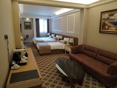 Theatrum Hotel - photo 13