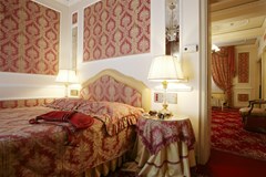 Majestic Grand Hotel Gia' Baglioni: Suite Triple - photo 17