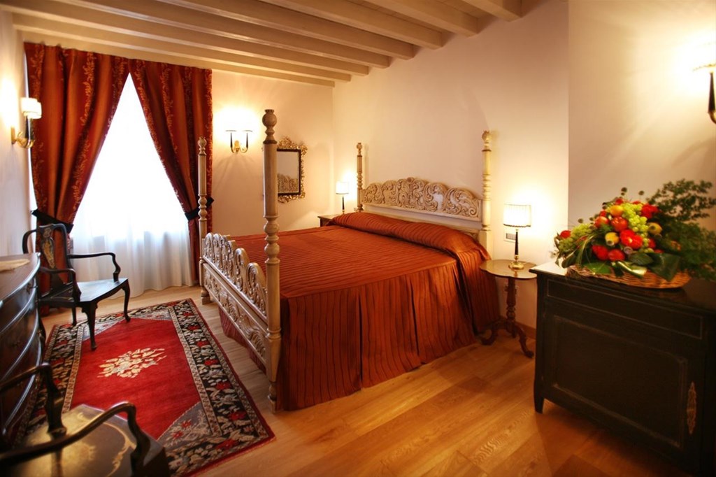 Il Sogno Di Giulietta Relais De Charme: Junior Suite Luxury Double