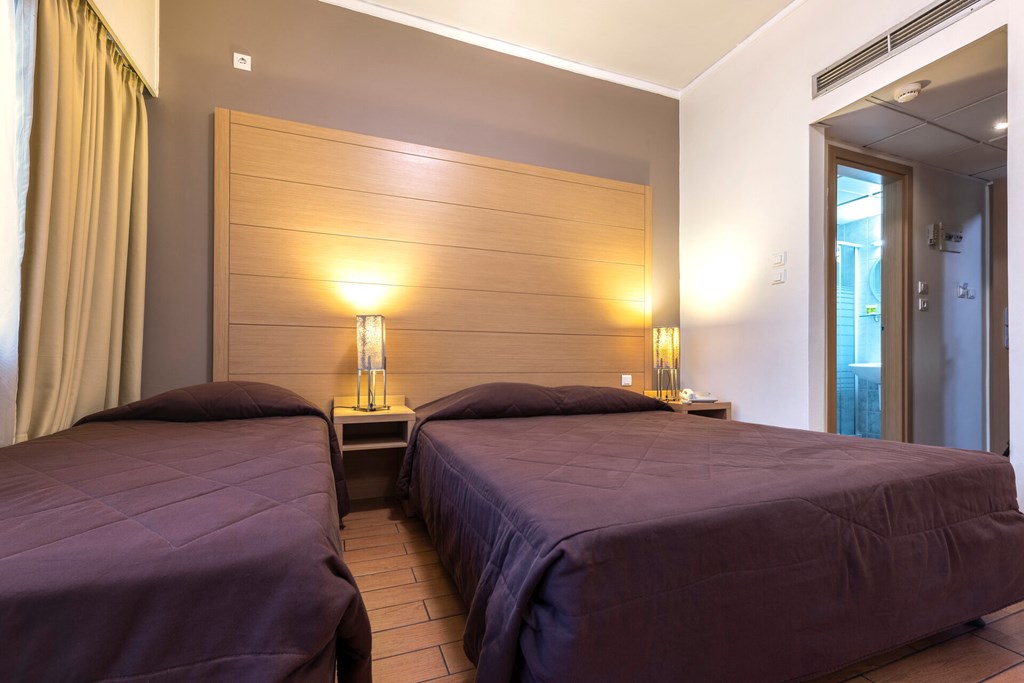 Parnon Hotel Athens: Room TRIPLE STANDARD