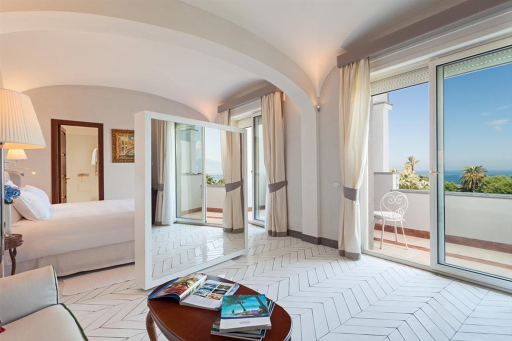 Cocumella Grand Hotel: Suite Sea View