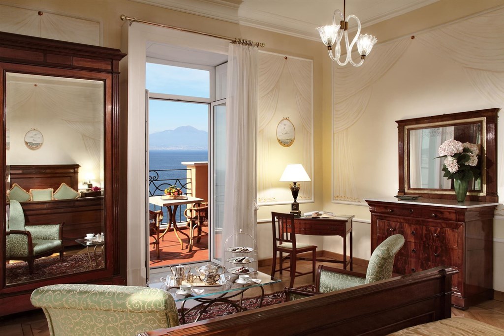 Excelsior Vittoria Grand Hotel: Junior Suite Deluxe Sea View Double