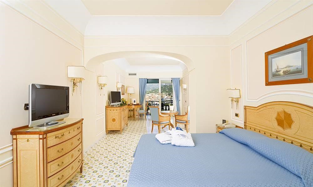 Capodimonte Grand Hotel: Junior Suite