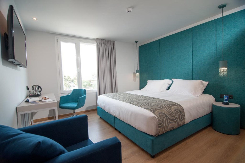 Athenaeum Smart Hotel