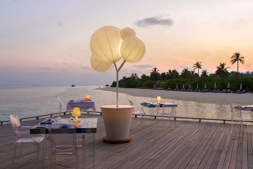 Cocoon Maldives: Restaurant