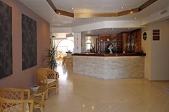 Gloria Maris Hotel Suites - photo 7