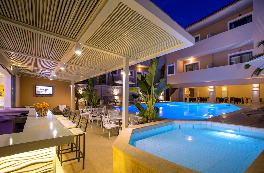 La Stella Apartments & Suites