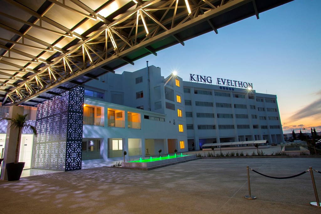 King Evelthon Beach Hotel & Resort