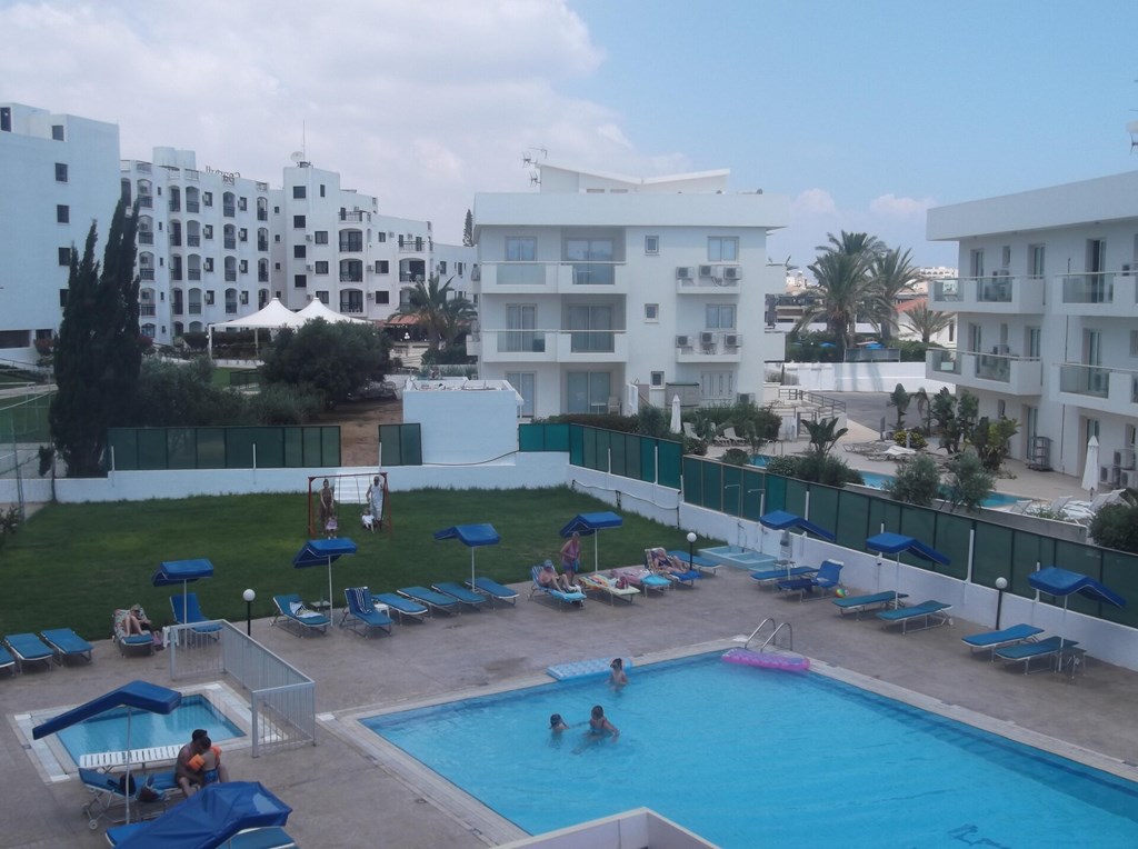 Livas Hotel Apartments