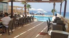 Seafront Beach Hotel - photo 2