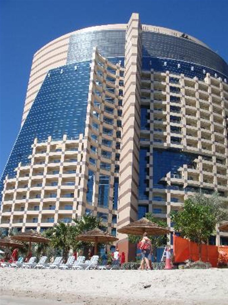 Khalidiya Palace Rayhaan: Hotel