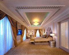 Emirates Palace Abu Dhabi - photo 10