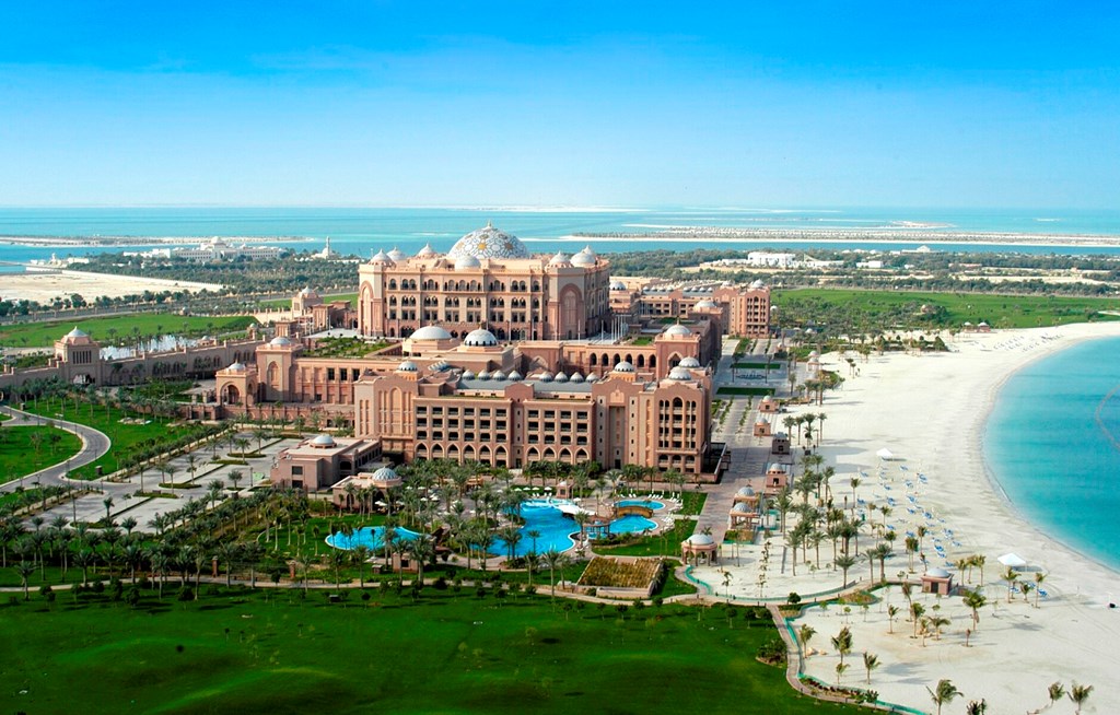 Emirates Palace Abu Dhabi: Beach