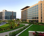 Yas Island Rotana: Hotel exterior