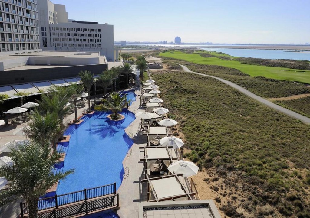 Radisson Blu Hotel Abu Dhabi Yas Island