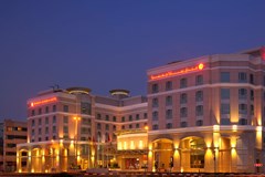 Ramada Hotel & Suites by Wyndham JBR: Hotel exterior - photo 8