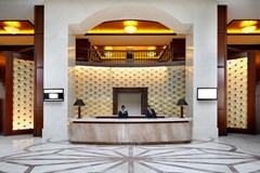 Ramada Hotel & Suites by Wyndham JBR: Reception - photo 7