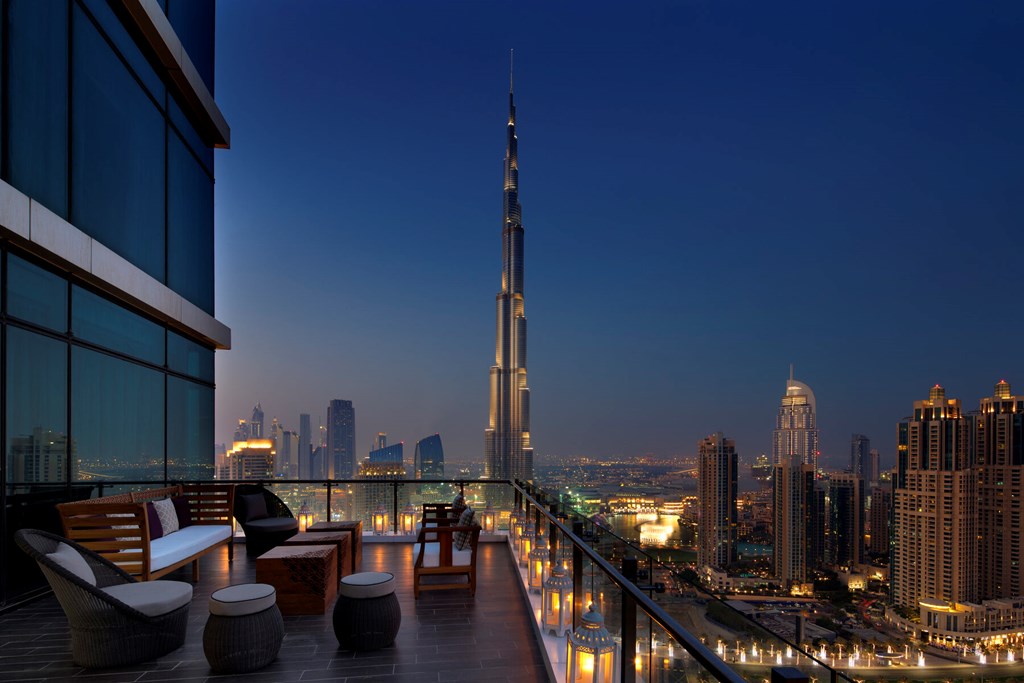 Taj Dubai: Hotel exterior