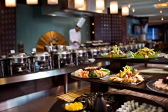 Rose Rayhaan by Rotana: Restaurant - photo 48