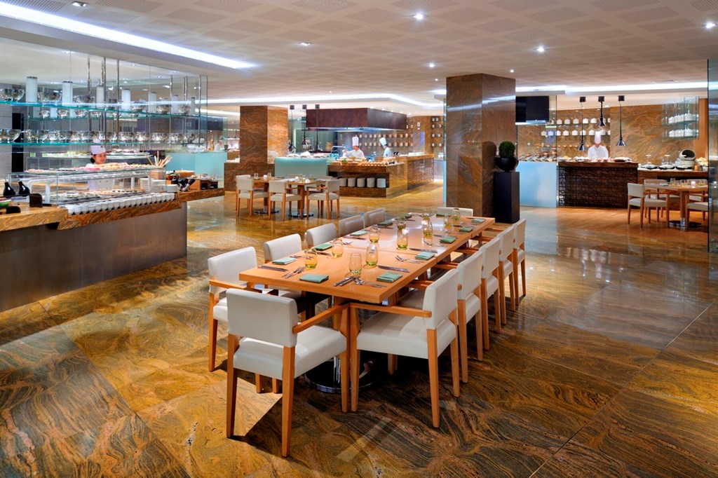 JW Marriott Marquis Hotel Dubai: Restaurant