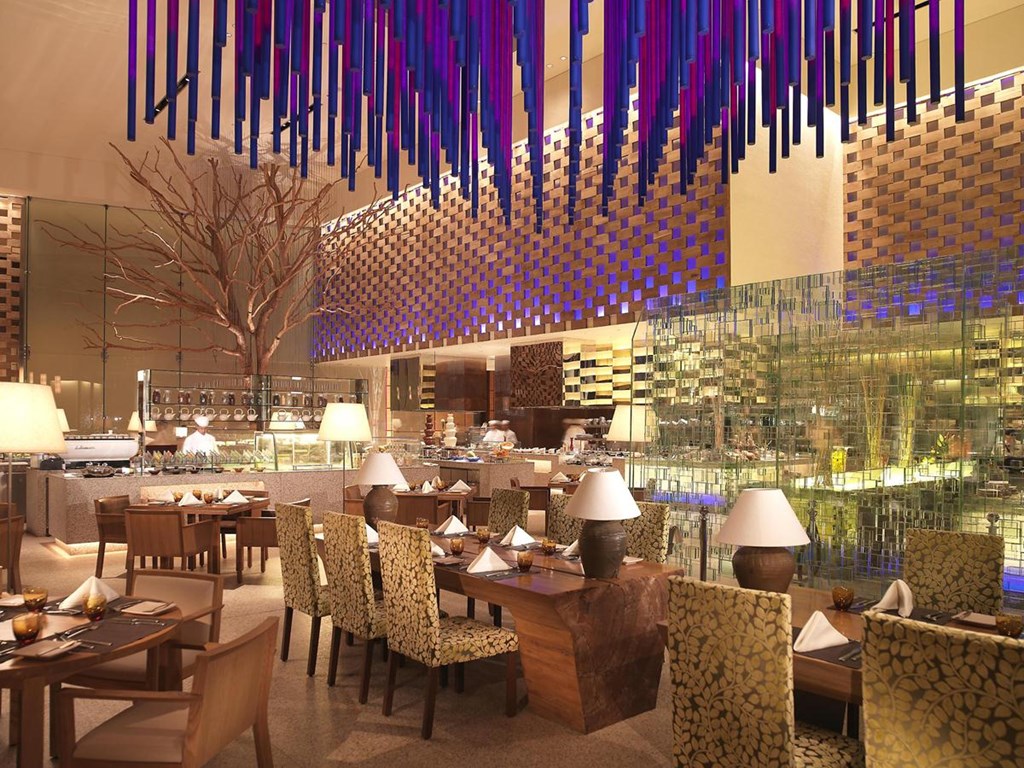 Intercontinental Dubai Festival City: Bar