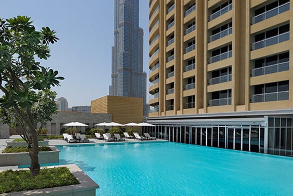 Address Dubai Mall: Pool
