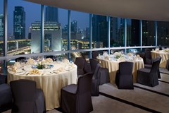 Jumeirah Emirates Towers: Room - photo 16