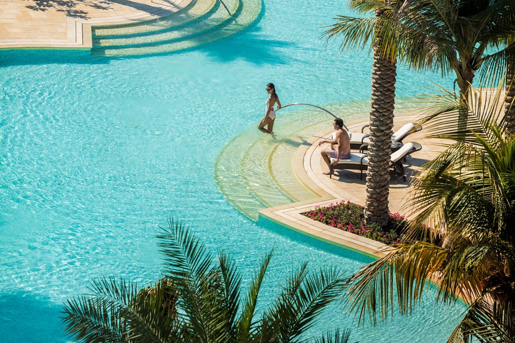 Four Seasons Resort Dubai at Jumeirah Beach: Pool