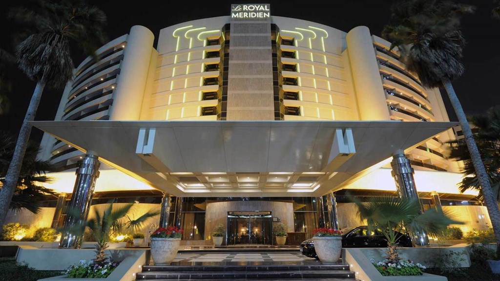 Le Royal Meridien Beach Resort and Spa: Hotel exterior