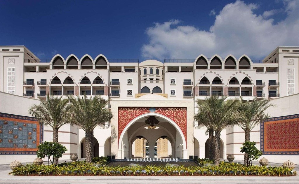 Jumeirah Zabeel Saray 5*: Hotel exterior