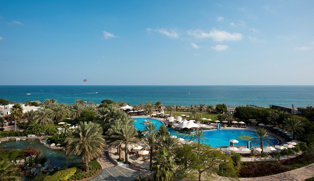 Le Méridien Al Aqah Beach Resort