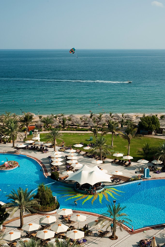 Le Méridien Al Aqah Beach Resort