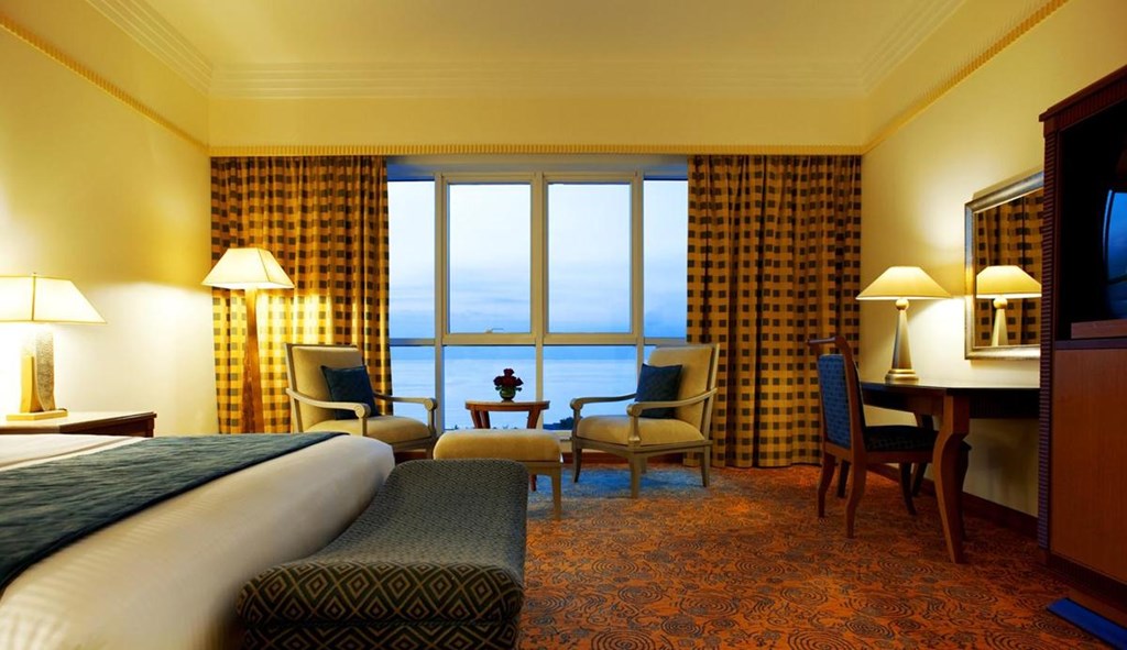 Le Méridien Al Aqah Beach Resort: Room