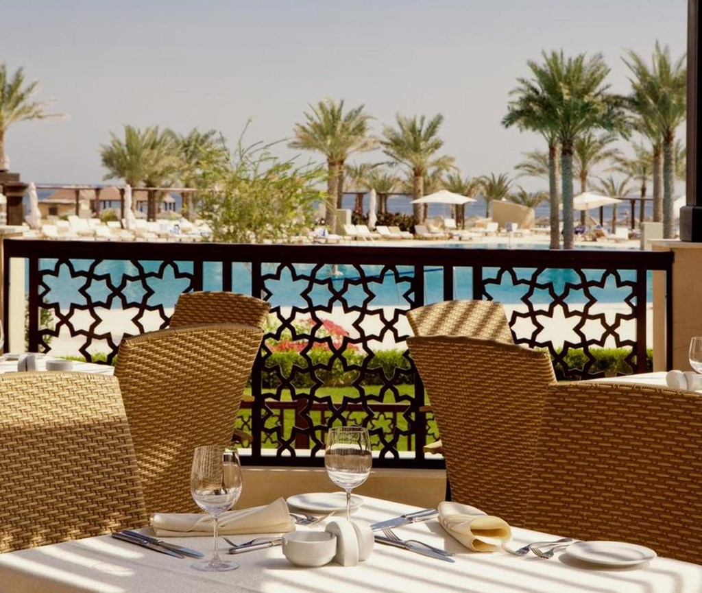 Miramar Al Aqah Beach Resort Fujairah: Hotel exterior