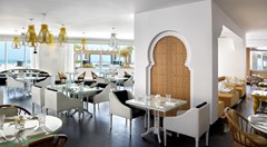 Fairmont Fujairah Beach Resort: Restaurant - photo 10