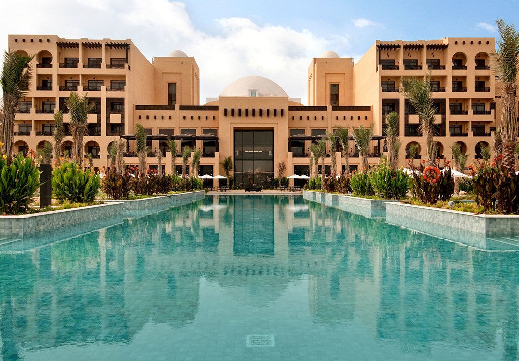 Hilton Ras Al Khaimah Resort & Spa: Hotel exterior