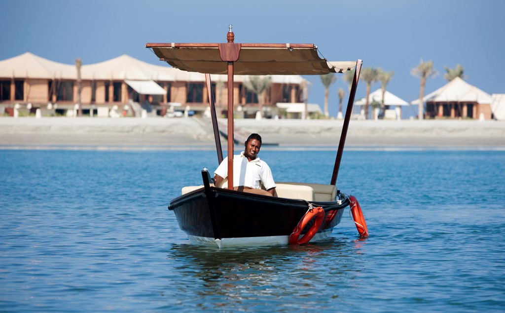 The Ritz-Carlton Ras Al Khaimah, Al Hamra Beach: Hotel exterior