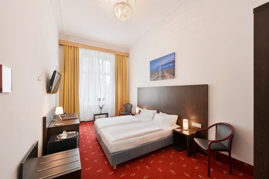 Hotel California Kurfürstendamm 35