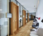 Roomers Munich, Autograph Collection