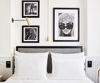 Roomers Munich, Autograph Collection