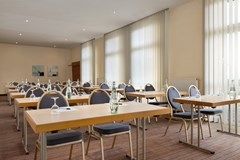 Ramada By Wyndham Muenchen Airport - photo 2