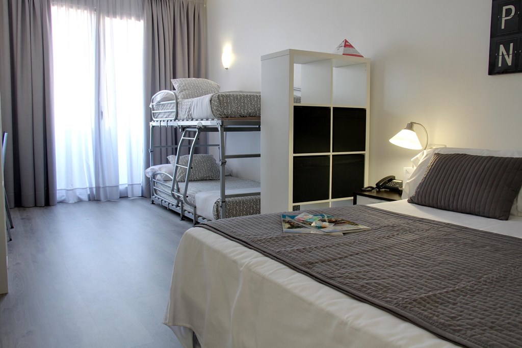 Aparthotel Atenea Calabria