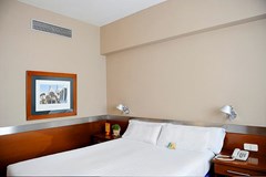 Tres Torres Atiram Hotel - photo 12